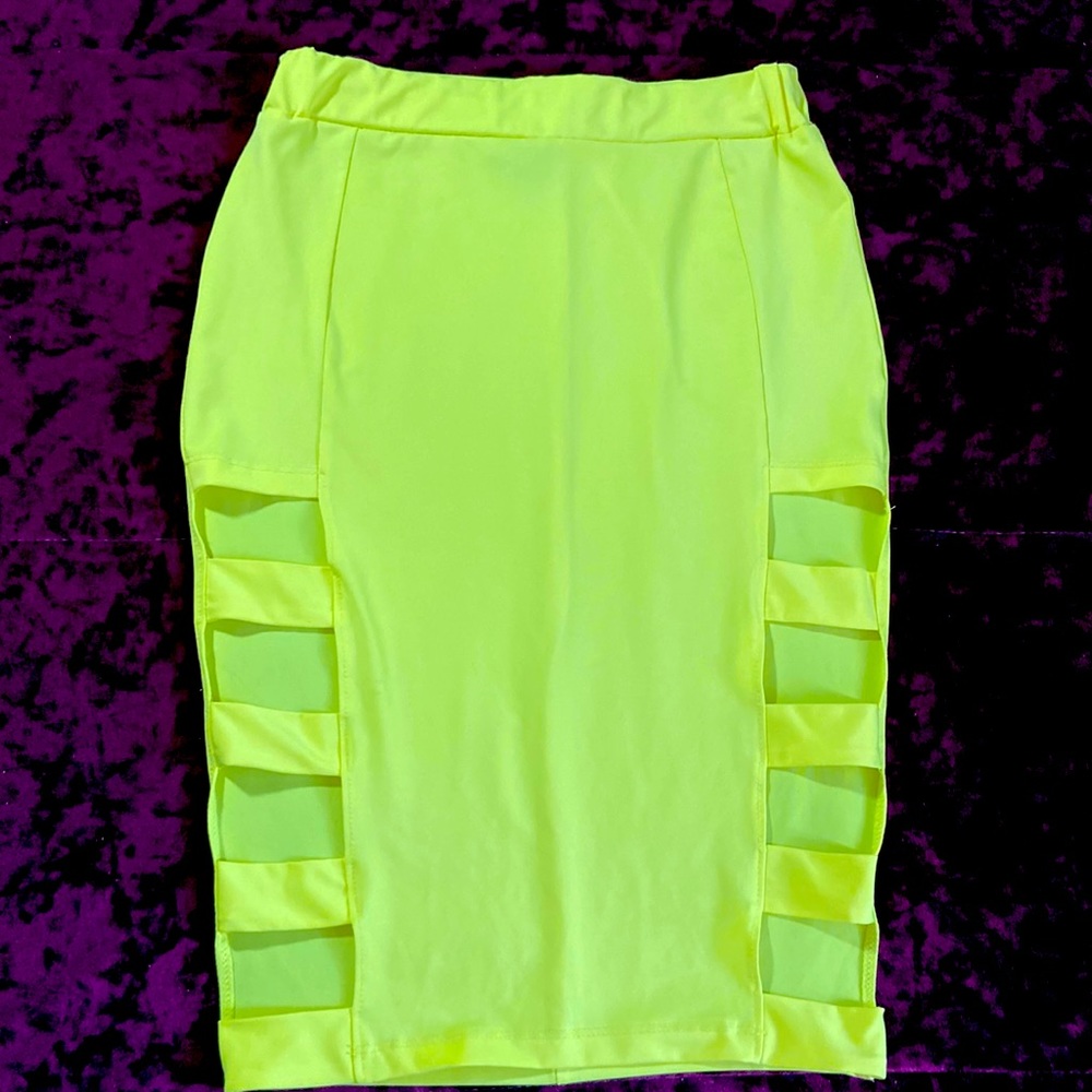 Cut out skirt